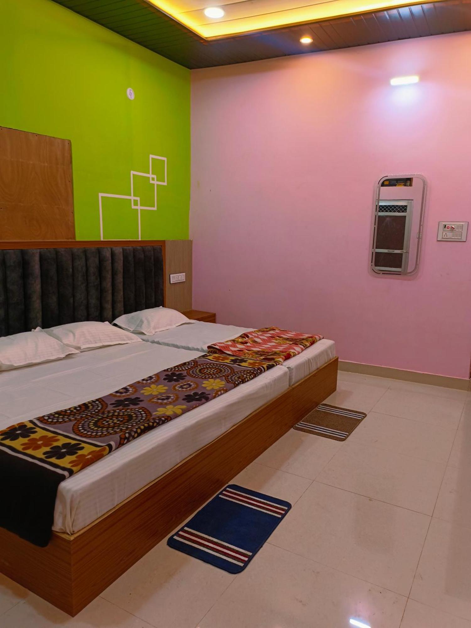 Guest house Grihalaxmi Paying Varanasi